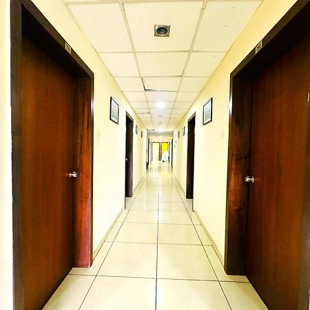 Aundh Elite Stay Pune Bagian luar foto