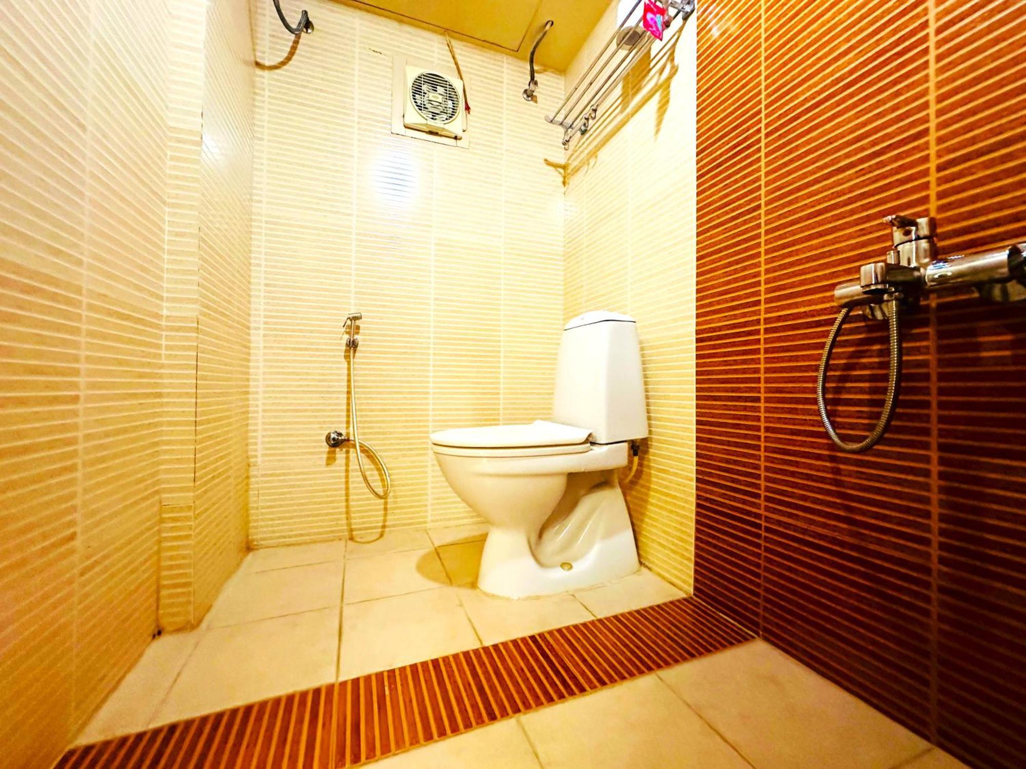 Aundh Elite Stay Pune Bagian luar foto